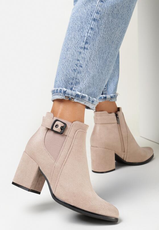 Beżowe Botki na Słupku z Klamerką Chexidine 2
