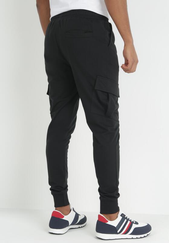 Pantaloni Negri 3