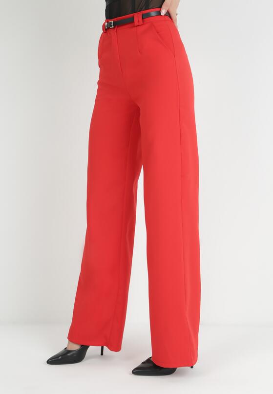 Pantaloni Roșii 1