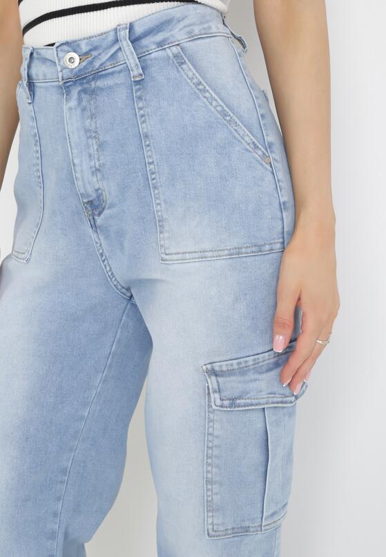 Jasnoniebieskie Szerokie Jeansy Cargo z Regularnym Stanem i Kieszeniami po Bokach Editha 5