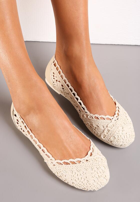 Beżowe Koronkowe Balerinki Wsuwane Treada 1