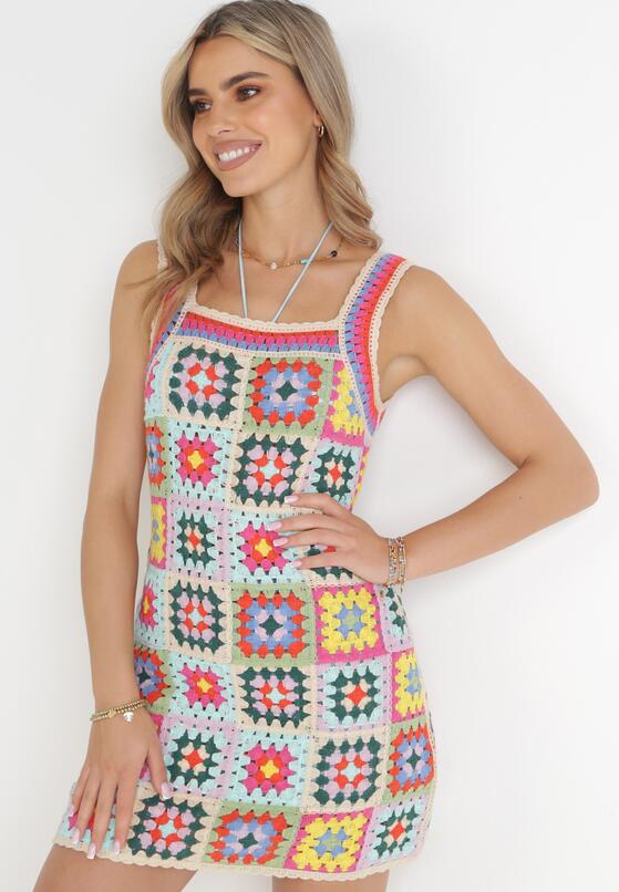 Niebiesko-Różowa Szydełkowa Sukienka Mini Patchwork na Szerokich Ramiączkach z Bawełny Kamilsa 1