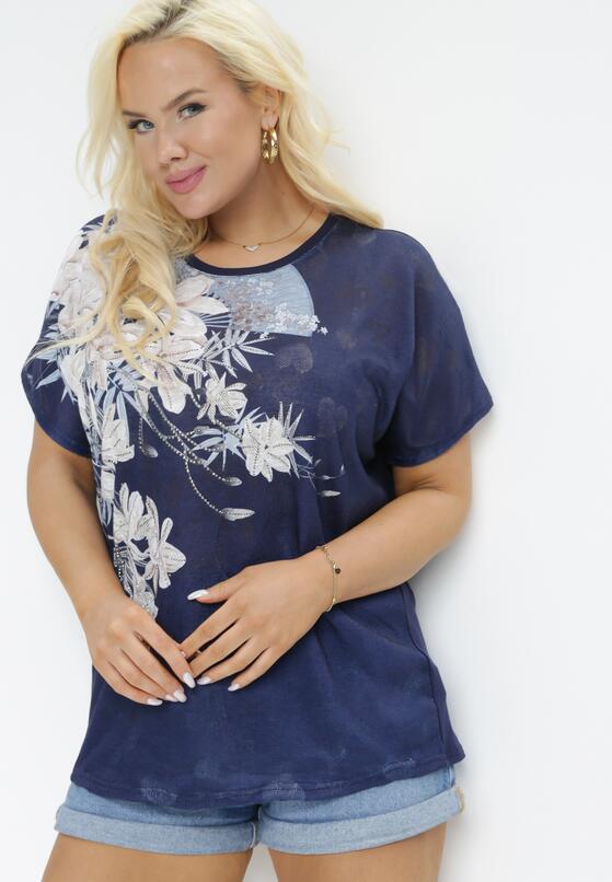 Granatowy T-shirt Ozdobiony Cyrkoniami i Nadrukiem w Kwiaty Mollin 2