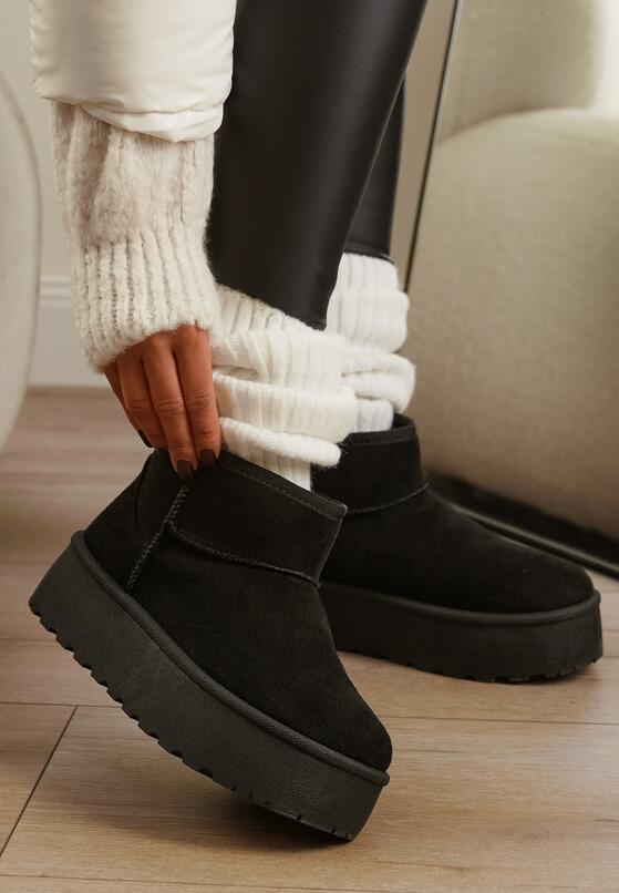 Czarne Śniegowce na Platformie Sireella 3