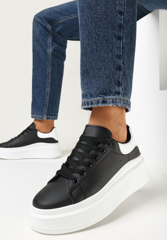 Czarno-Białe Sneakersy na Grubej Podeszwie z Naszywką Chonris 1