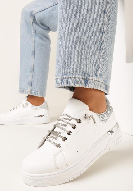 Biało-Srebrne Sznurowane Sneakersy na Płaskiej Podeszwie z Cyrkoniami Myleigh 1