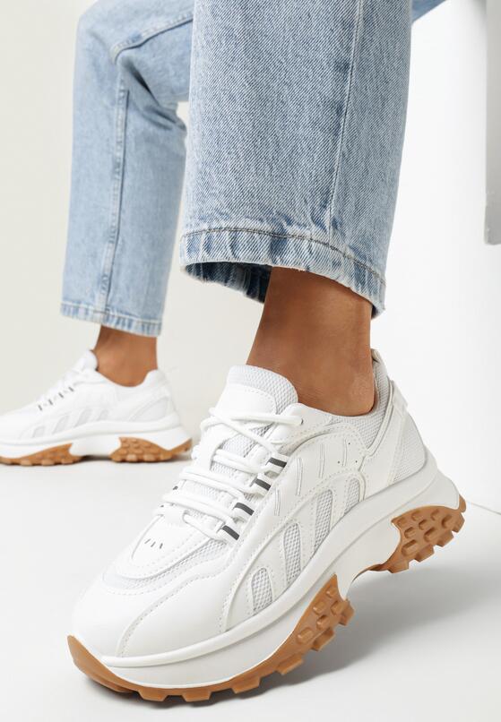 Białe Sznurowane Sneakersy na Grubej Płaskiej Podeszwie z Cholewką przed Kostkę Cianna 1