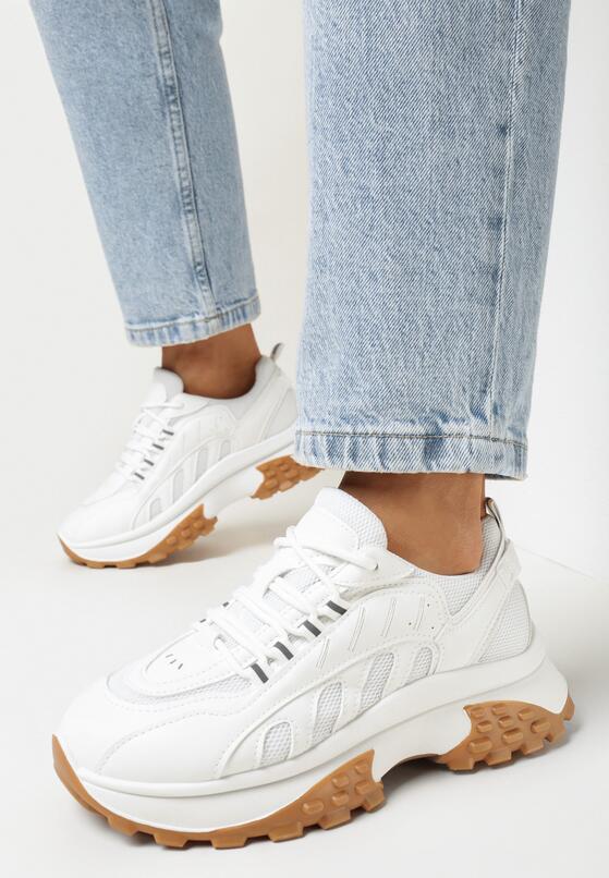 Białe Sznurowane Sneakersy na Grubej Płaskiej Podeszwie z Cholewką przed Kostkę Cianna 2