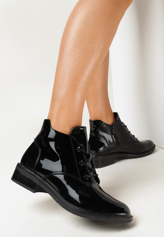 Czarne Botki na Płaskim Obcasie Sznurowane z Ozdobnymi Przeszyciami Melens 1