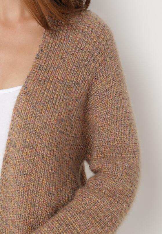 Ciemnobeżowy Niezapinany Kardigan z Prążkowanej Dzianiny Jeniyah 5