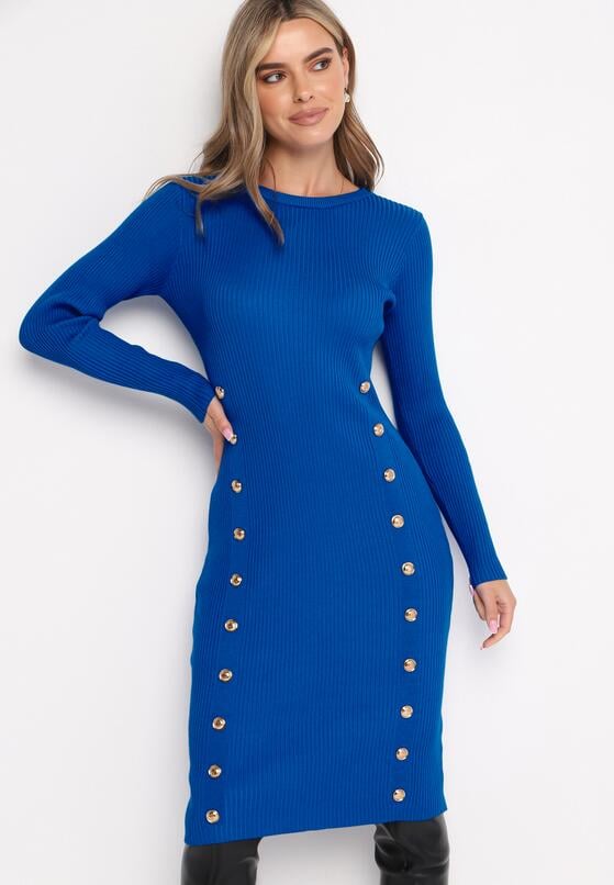 Niebieska Sukienka Midi Dopasowana z Prążkowanej Dzianiny Ozdobiona Guzikami Leadiss 4