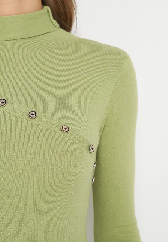 Jasnozielony Dopasowany Sweter Golf z Ozdobnymi Guzikami Fortte 5