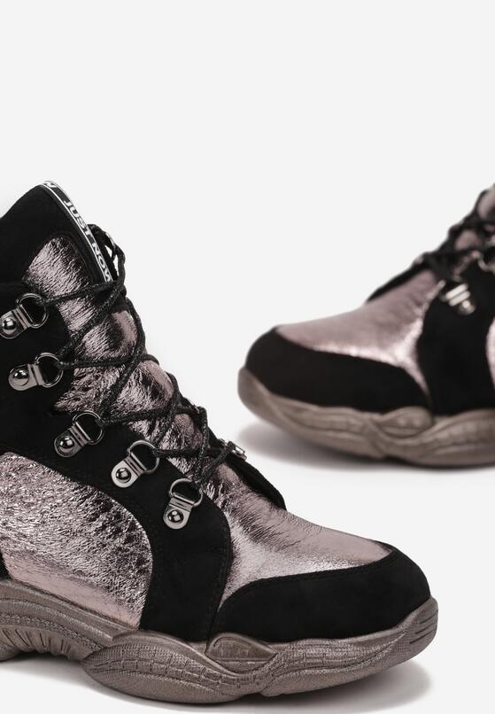 Czarne Botki na Grubej Podeszwie z Metalicznymi Wstawkami Rikole 3