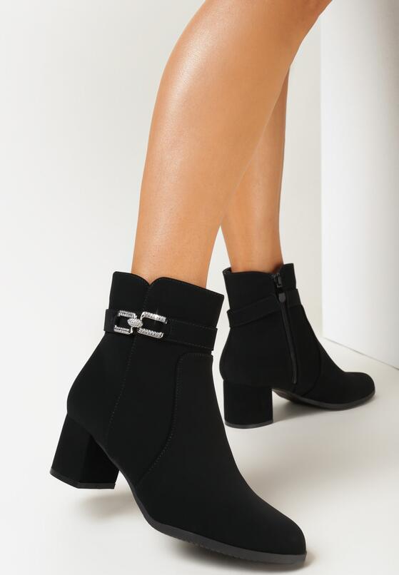 Czarne Botki na Słupkowym Obcasie z Klamrą Ozdobioną Cyrkoniami Celesto 2