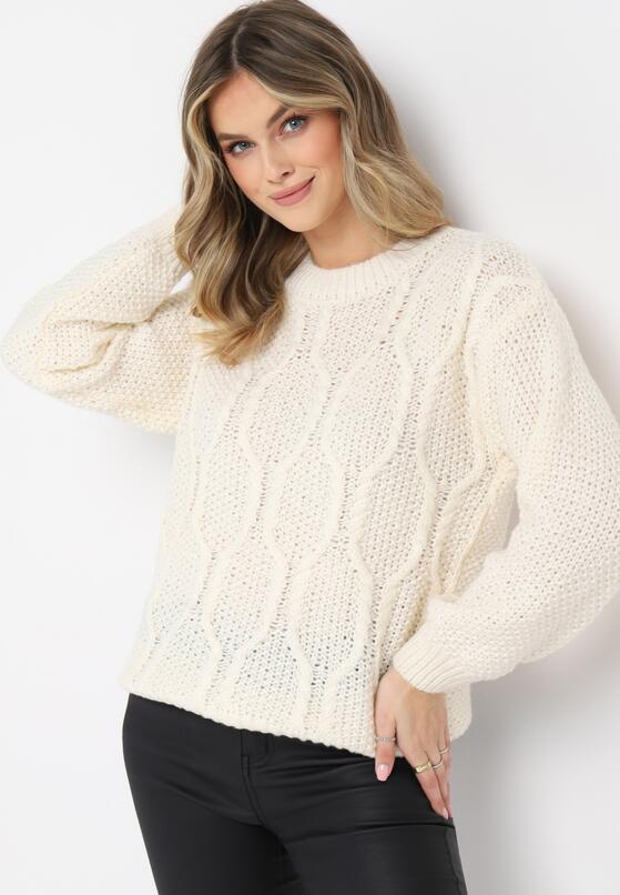 Biały Elastyczny Sweter z Ozdobnym Splotem Lefira 4