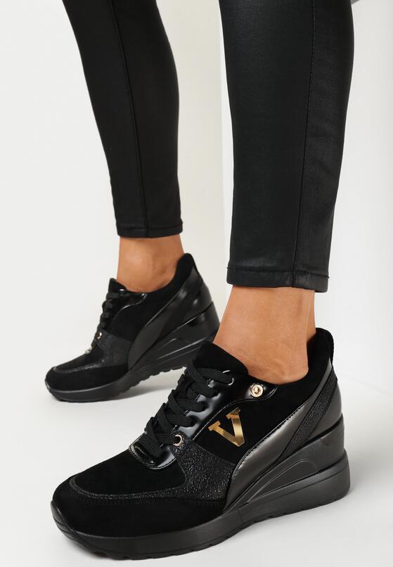 Czarne Sznurowane Sneakersy na Koturnie z Metalicznymi Wstawkami Pionamera 1