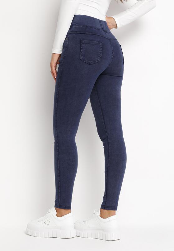 Pantaloni Albaștri 3