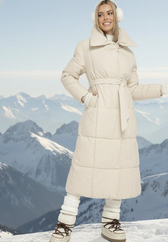 Jasnobeżowa Pikowana Kurtka Płaszcz za Kolano z Wiązanym Paskiem Opiedsse 1