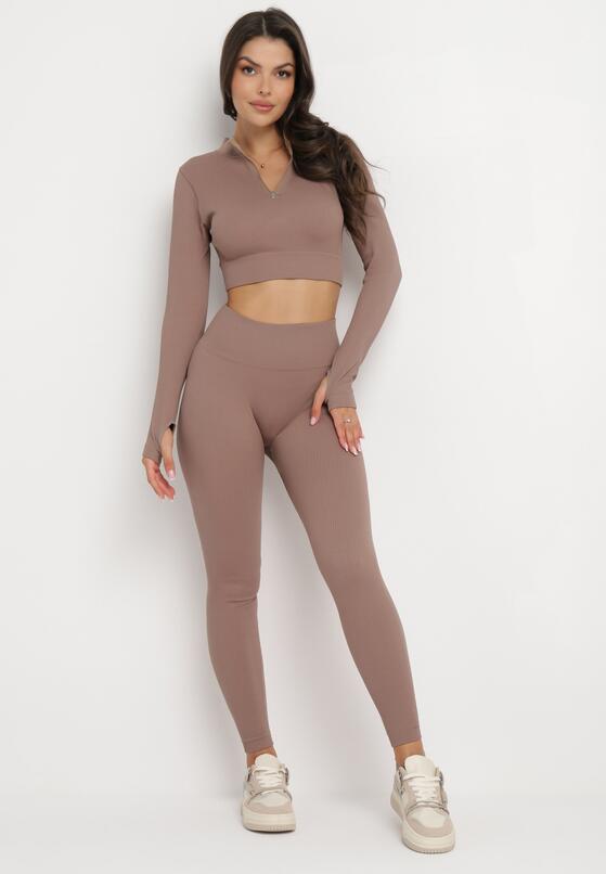 Brązowy Komplet Sportowy z Prążkowanej Dzianiny Bluzka Cropped i Legginsy Solumis 1