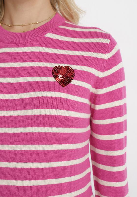 Różowy Sweter o Klasycznym Kroju w Paski z Serduszkiem Cekinowym Liunda 5