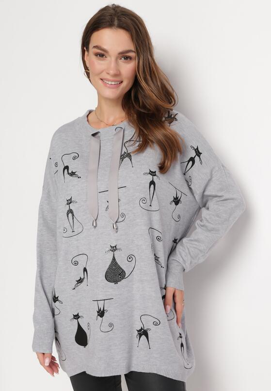 Szary Sweter w Kotki Ozdobiony Wiązaniem Przy Szyi i Cyrkoniami Damouni 4