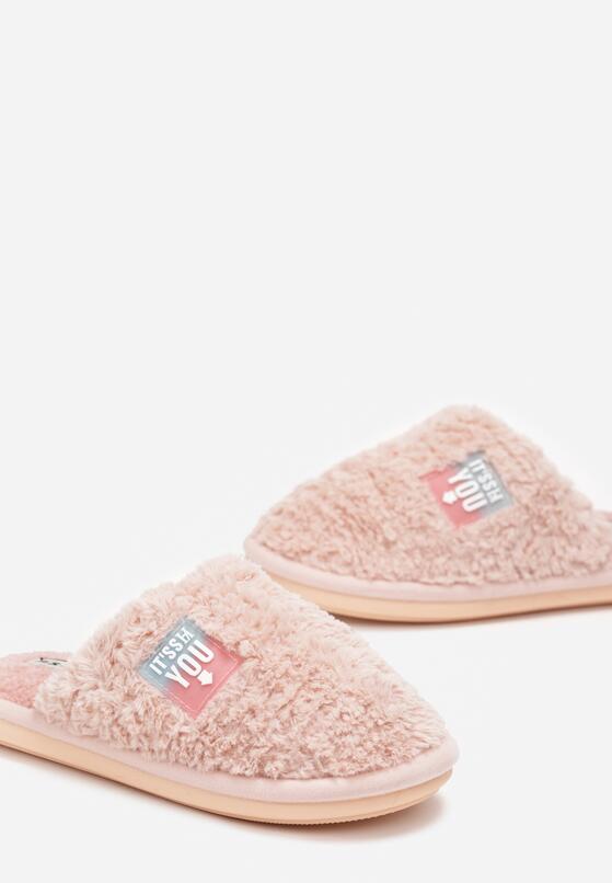 Różowe Kapcie z Futerka Typu Baranek z Naszywką Gistania 5