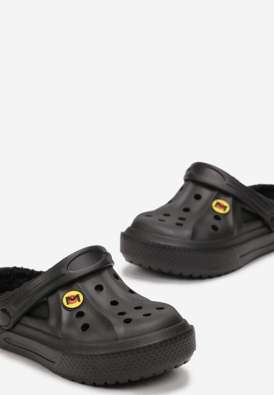 Fekete Papucs 5