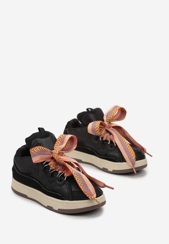 Czarne Sneakersy z Ozdobnym Sznurowaniem i Szerokim Językiem Vessy 4