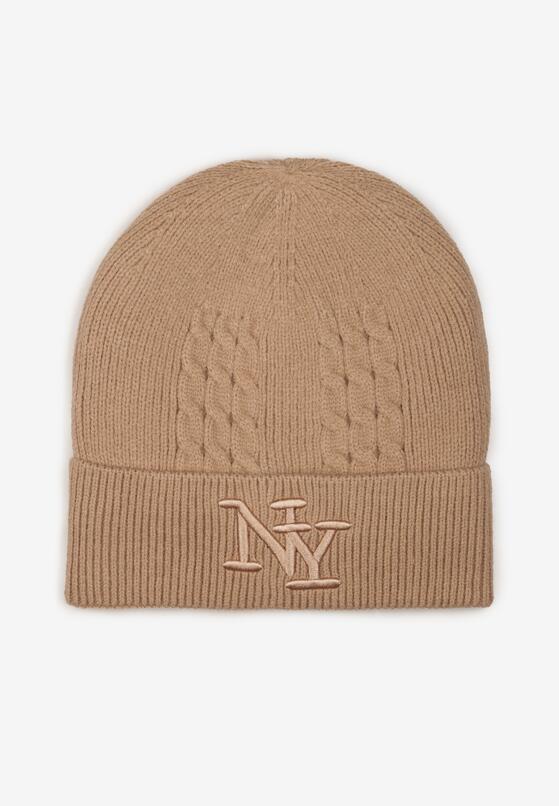 Ciemnobeżowa Czapka Beanie Ozdobiona Haftowanymi Literami Gogomi 1