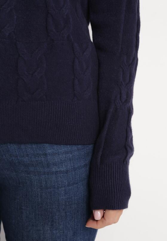 Granatowy Sweter o Warkoczowym Splocie z Okrągłym Dekoltem Selinera 5