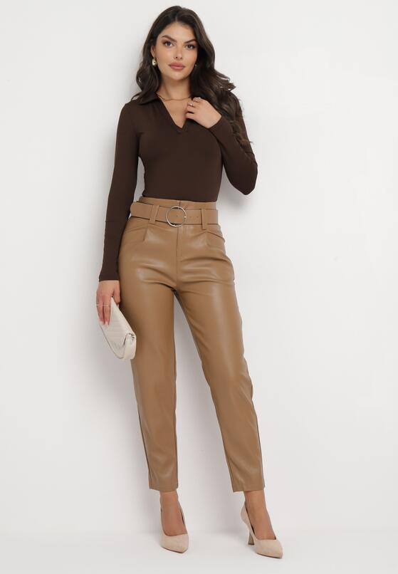 Beżowe Spodnie i Pasek z Klamrą z Ekoskóry Ambrin 1