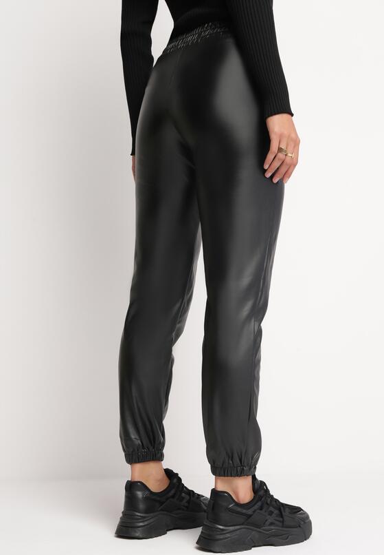 Pantaloni Negri 3