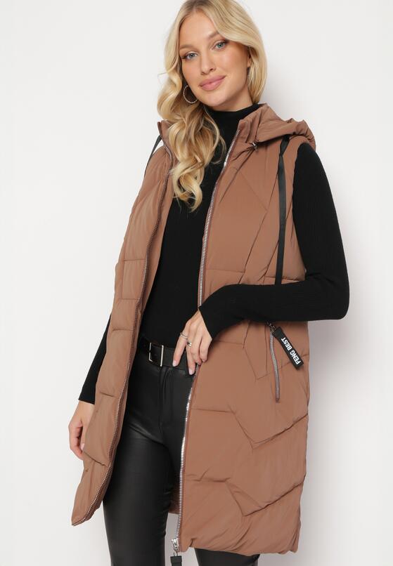 Brązowa Kamizelka o Wydłużonym Fasonie z Pikowaniem i Odpinanym Kapturem  Berovia 2