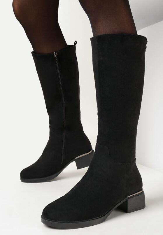 Czarne Kozaki z Ekozamszu na Niskim Słupku z Metalicznymi Ozdobami Corelia 1