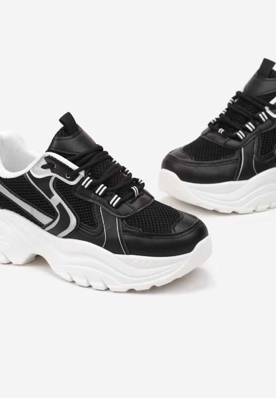 Czarne Sneakersy ze Wstawkami z Metalicznej Ekoskóry i Ozdobnymi Przeszyciami Mirael 5