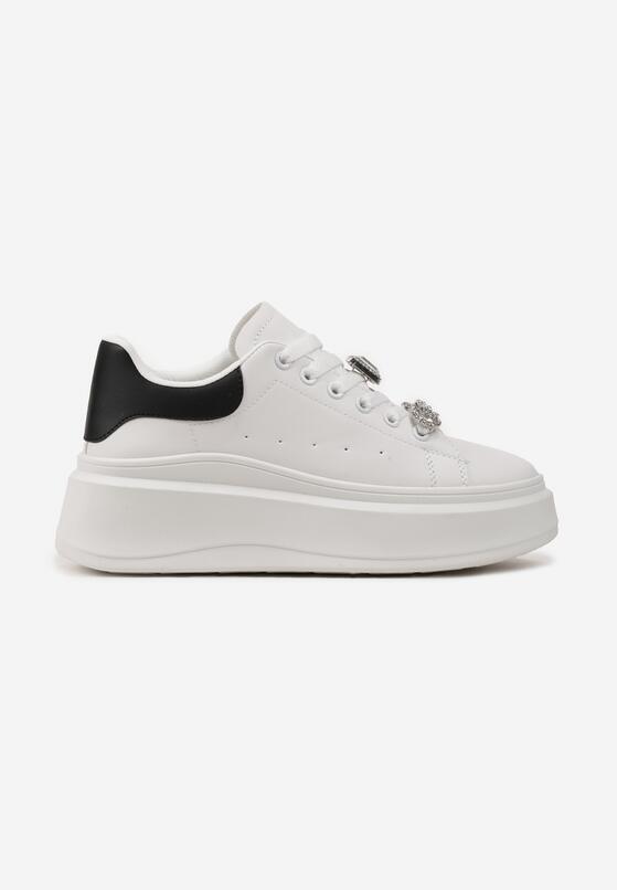 Białe Sneakersy z Zawieszkami z Cyrkoniami Przy Sznurowaniu Anelisa 3
