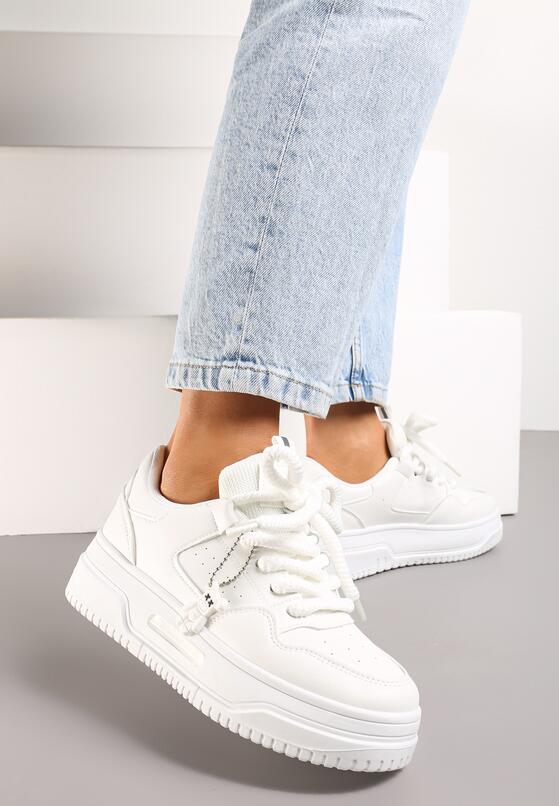 Białe Sneakersy na Grubej Podeszwie z Perforacją z Gumową Odczepianą Ozdobą Faer 3