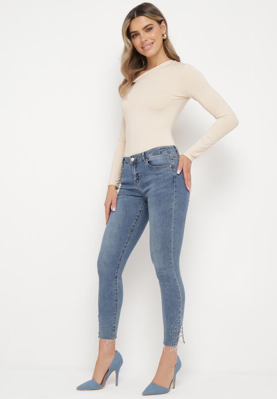 Niebieskie Jeansy o Fasonie Skinny z Koronkowymi Wstawkami i Cyrkoniami Livessa 4