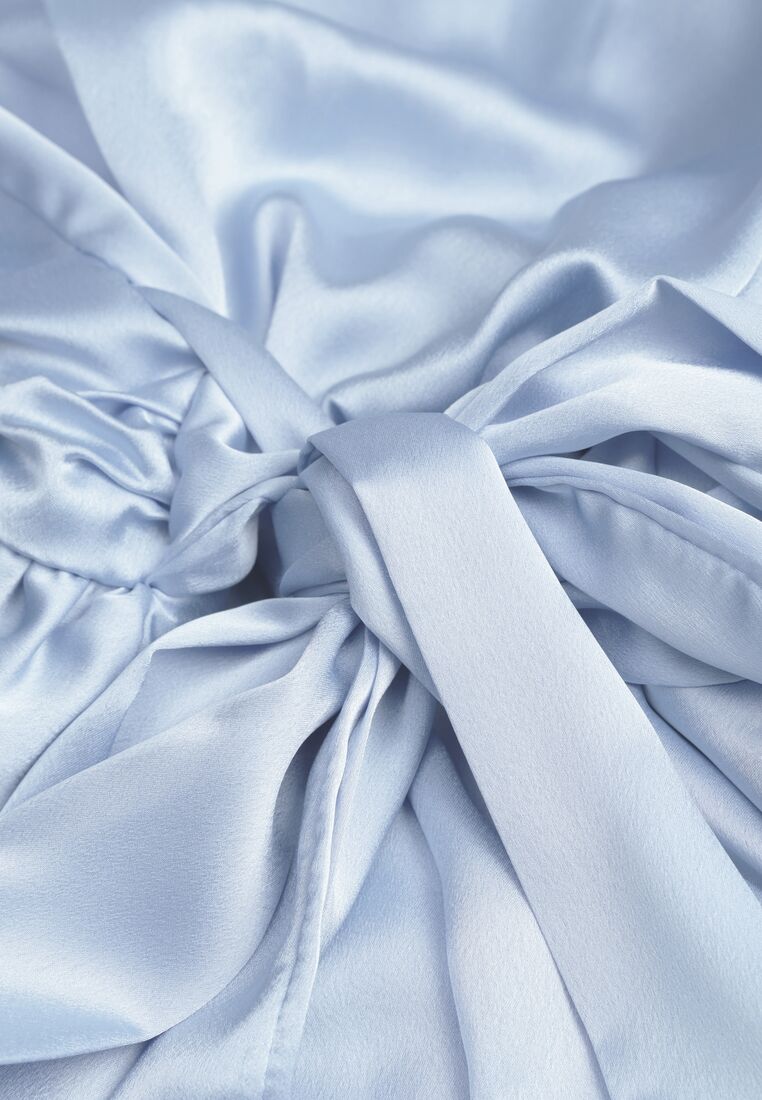 Niebieska Satynowa Sukienka Mini z Głębokim Dekoltem i Wiązaniem z Tyłu Liadan 8