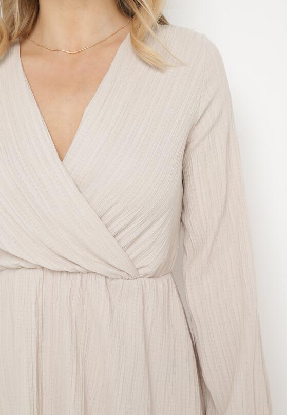 Beżowa Plisowana Sukienka Mini z Kopertowym Dekoltem i Gumką w Pasie Umiena 5