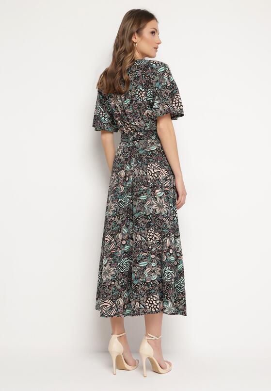 Czarna Rozkloszowana Sukienka z Kopertowym Dekoltem i Elastyczną Gumką w Talii z Paskiem Marisal 3