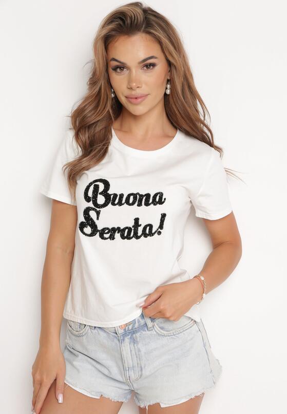 Biały Bawełniany T-shirt z Ozdobnym Napisem z Cyrkonii Tiavalia 1