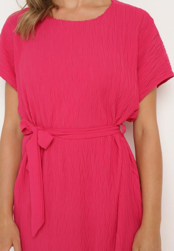 Fuksjowa Sukienka pudełkowa z Materiałowym Paskiem Imoolia 5