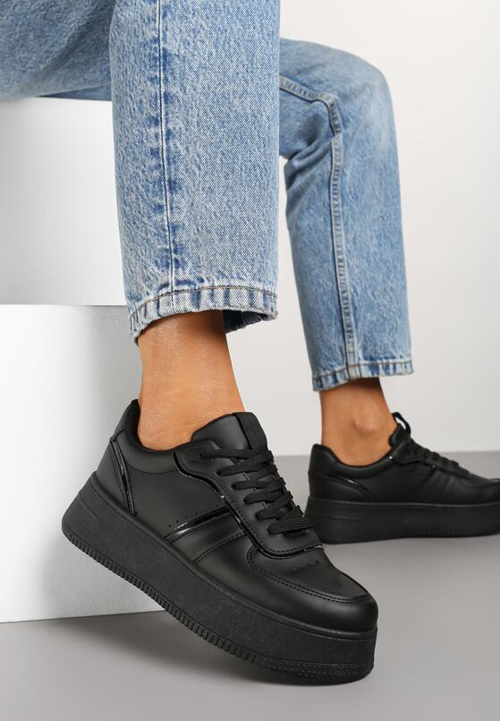 Czarne Klasyczne Sneakersy Vices na Grubej Podeszwie Torira 2