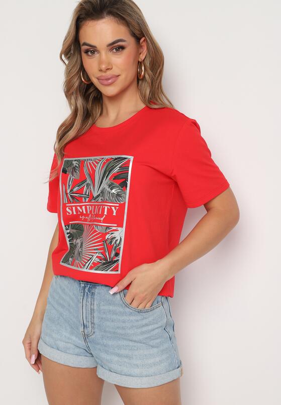 Czerwony Bawełniany T-shirt z Roślinnym Nadrukiem Relifea