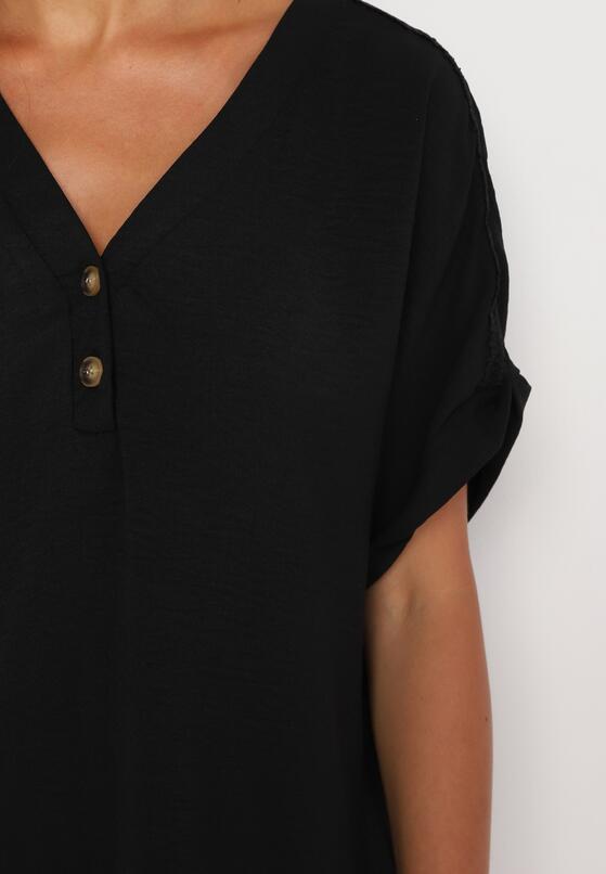 Czarna Bluzka z Dodatkiem Wiskozy z Ażurowymi Wstawkami i Guzikami przy Dekolcie Wimari 5