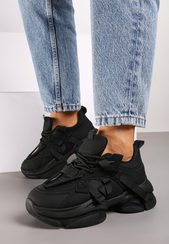 Czarne Sneakersy na Grubej Podeszwie z Ozdobnymi Sznurówkami Moraza 1