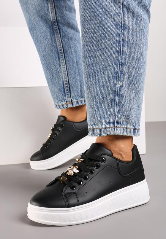 Czarne Sneakersy na Grubej Podeszwie z Metalicznymi Aplikacjami Vlianora 1