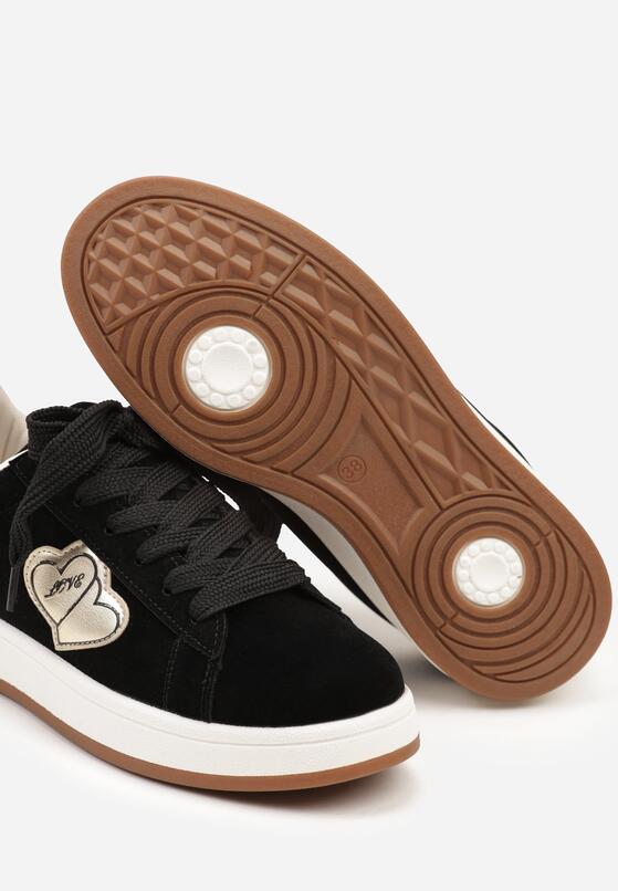 Czarne Sneakersy z Naszywką z Serduszkami Musitala 6