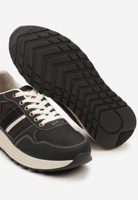 Czarne Płaskie Buty Sportowe na Tłoczonej Podeszwie Navrinda 3